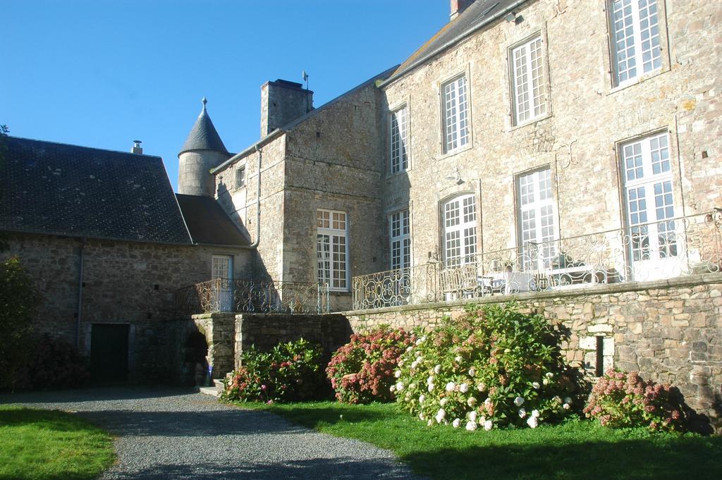 Le Chateau De Claids Saint-Patrice-de-Claids Экстерьер фото